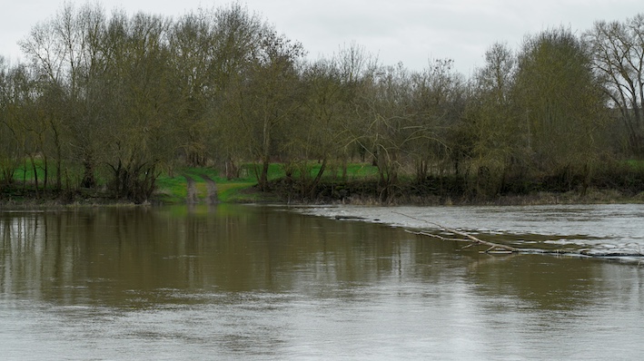 Loire-chemin1-janv26©KRSTL26